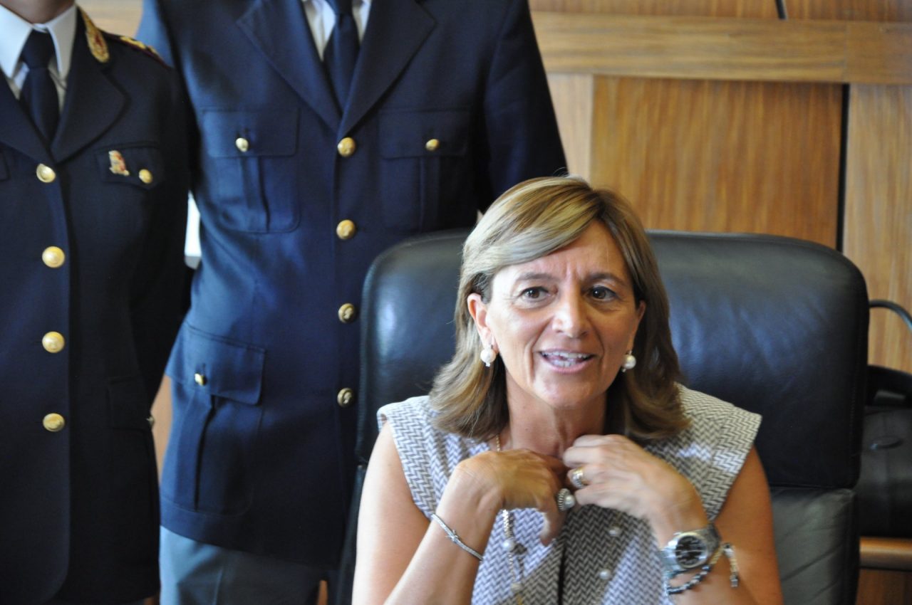 Questore nuovo a Novara: si presenta Rosanna Lavezzaro