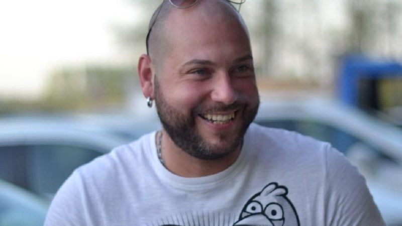 Ruspa travolge autista: muore a 32 anni