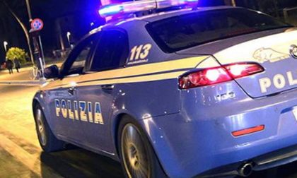 Litiga con la vicina e per vendetta le brucia l'auto