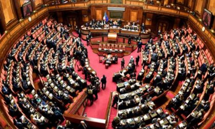 Vaccini obbligatori: ostruzionismo alla Camera, ma l’autocertificazione passerà