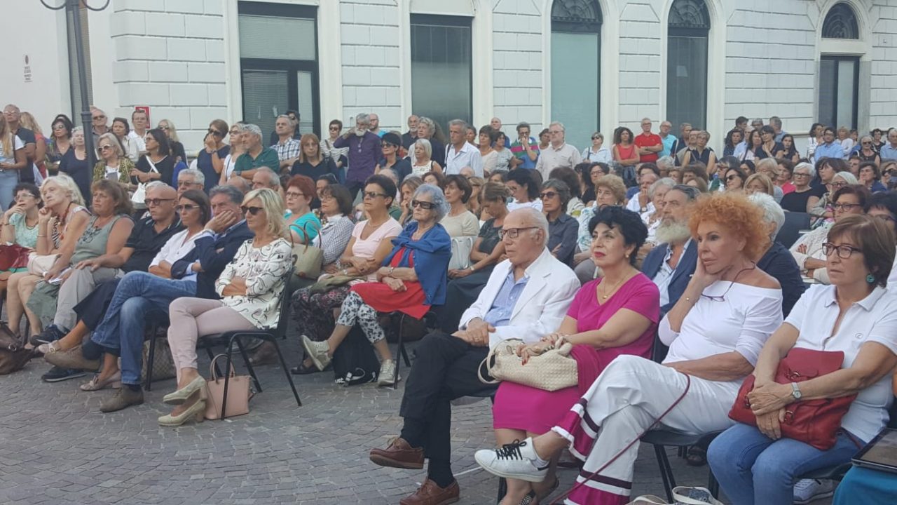 Teatro sull’Acqua: in prima fila Ornella Vanoni