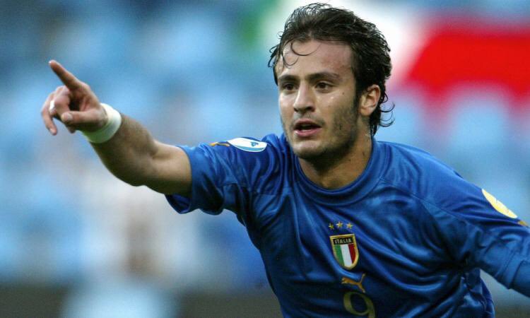 Gilardino farà l’allenatore. Il bomber biellese si ritira