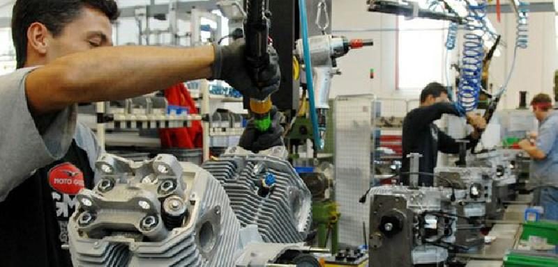Piemonte: cala la produzione industriale nel secondo trimestre