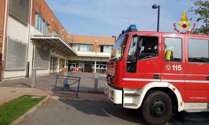 Principio d'incendio alla scuola Dante di Borgomanero