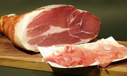 Prosciutto crudo piemontese prodotto con maiali danesi