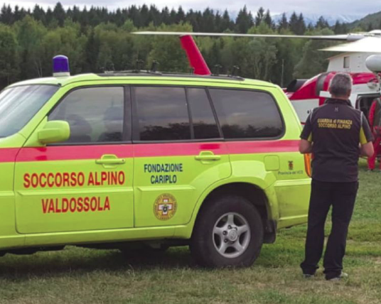 Tragedia in Valle Vigezzo, escursionista precipita nel canalone