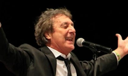 Enzo Iacchetti stasera a Borgomanero