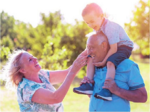 Auguri nonni: sorprendeteli con una foto sul giornale!