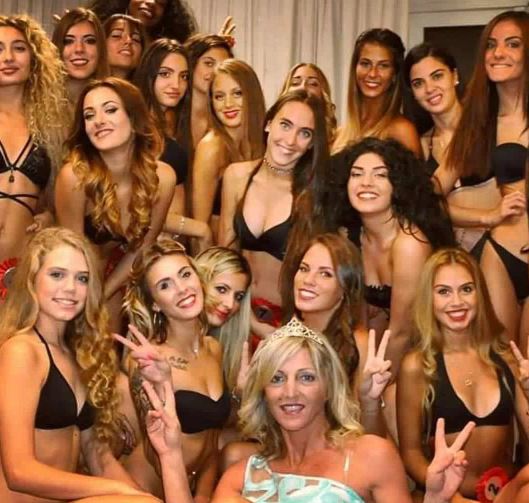 Notte delle Miss, bellezze in passerella a Pernate