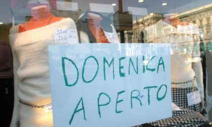 Negozi chiusi di domenica: commercianti aronesi contrari