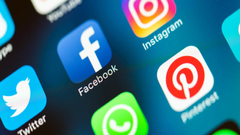 Educare ai social network per allievi e genitori a Borgomanero