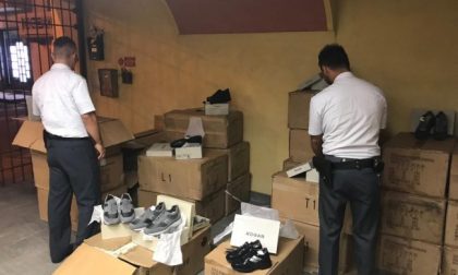 Scarpe e accessori Hogan contraffatti: bloccato il traffico