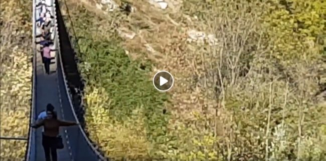 Paura sul Ponte nel Cielo in Valtellina: raffiche a 100km/h – VIDEO