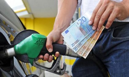 In salita il prezzo dei carburanti: in un anno +16,7%