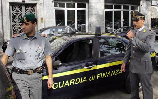 200mila euro raccolti per una bimba malata usati per viaggi e giochi