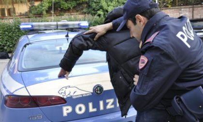 Uccide 90enne che stava derubando: dramma nel Biellese