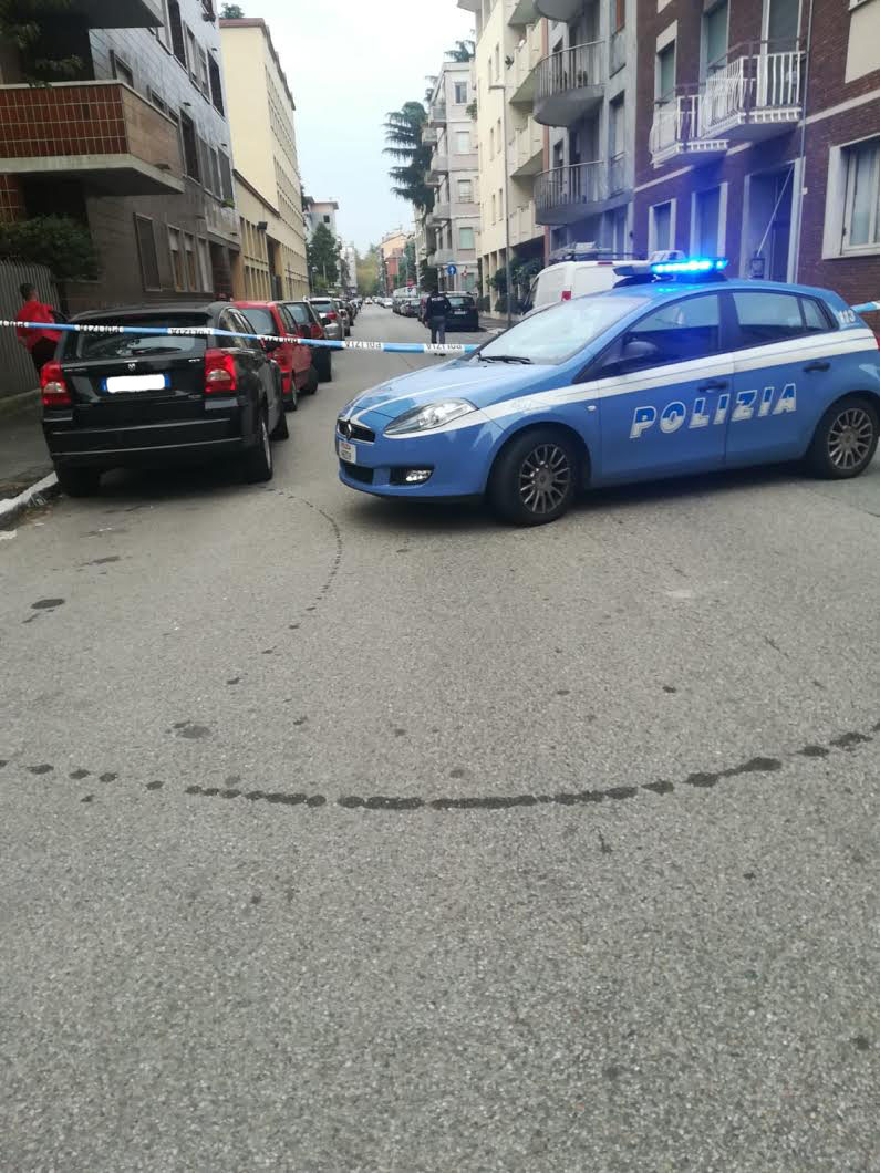 Ordigno bellico nel bagagliaio, strada chiusa