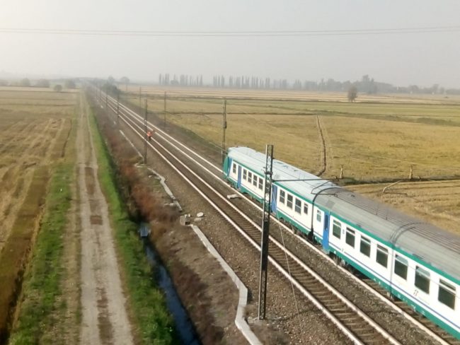 Si lancia dal finestrino: a bordo aveva morso e preso a pugni agenti della Polfer