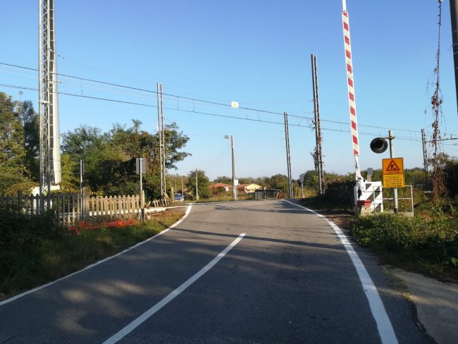 borgomanero passaggio a livello via Ghiglione