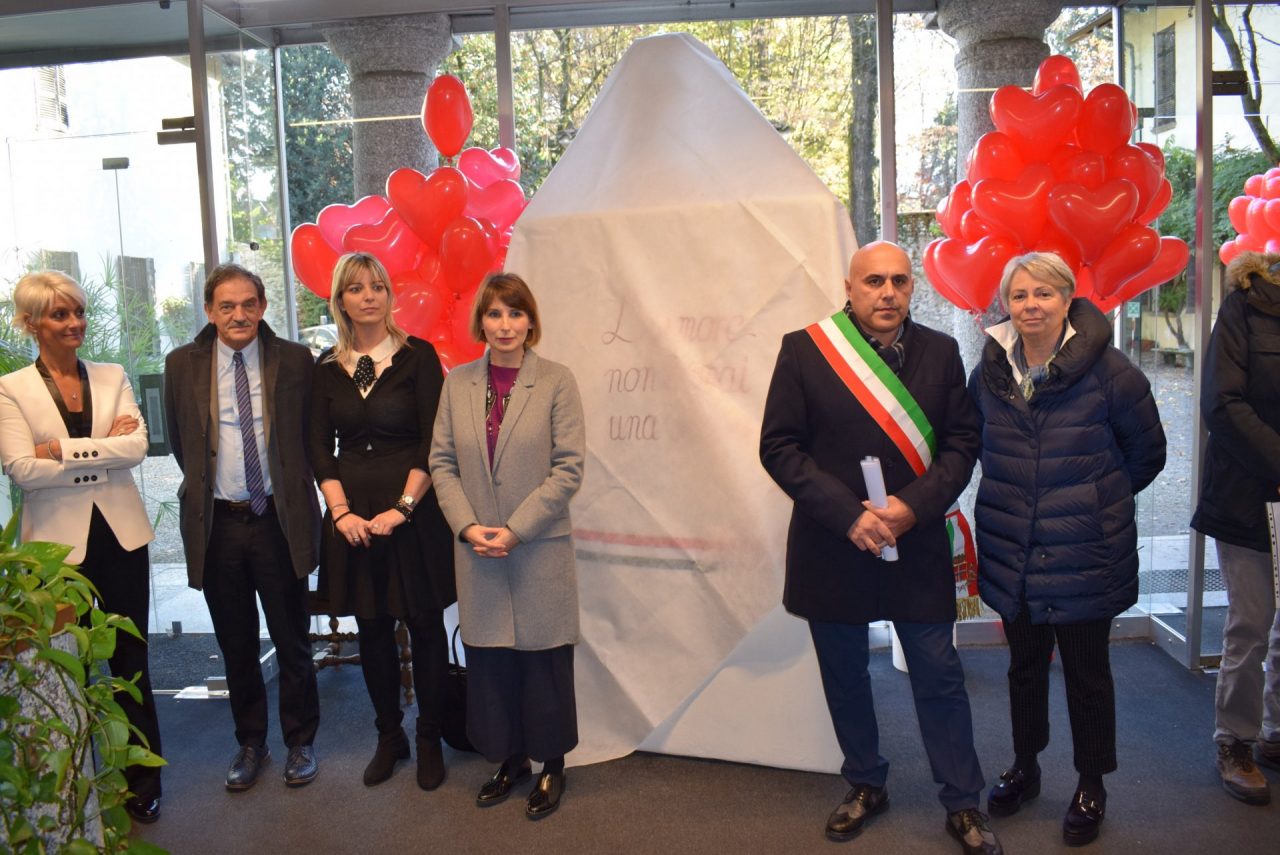 Borgomanero contro la violenza di genere a Villa Marazza