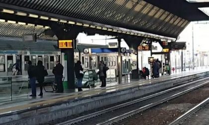 Odissea per i pendolari Trenord questa mattina