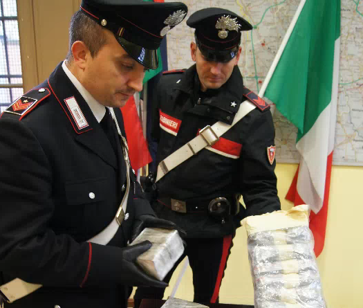 Sequestro di droga con due arresti