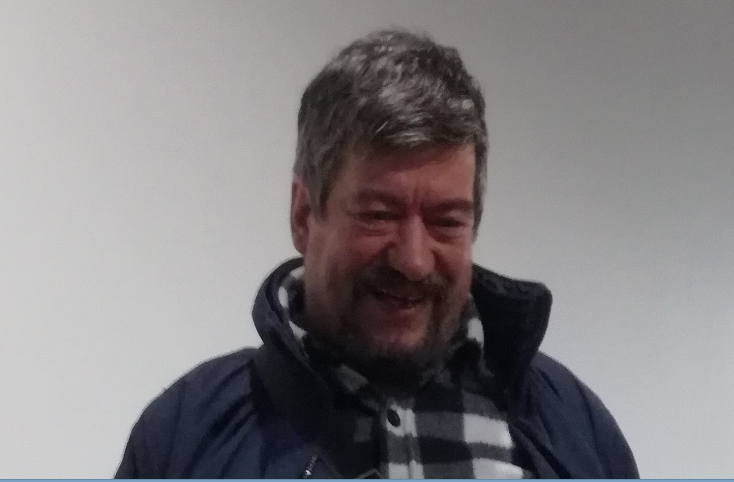 “Non cacciatemi: io e i miei cani non diamo fastidio a nessuno”