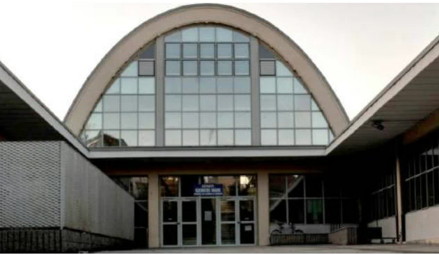 Piove dentro al mercato: «Stiamo cercando di capire qual è la causa»