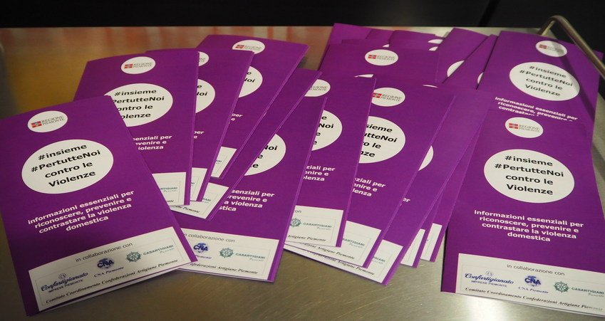 Regione e parrucchieri alleati contro la violenza sulle donne