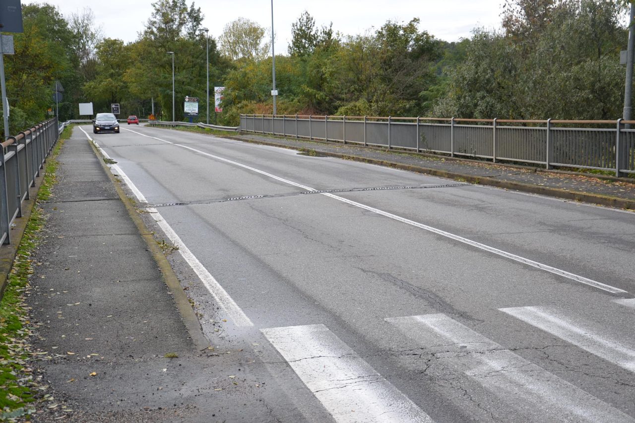 Borgomanero: lavori sul ponte di via Pertini