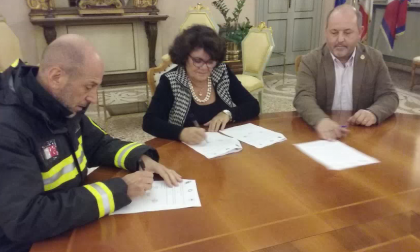 Vigili del fuoco e Cri per la ricerca di persone scomparse