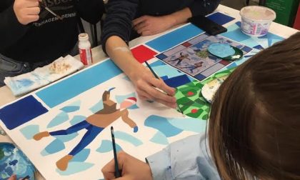 Natale a Novara, gli studenti del liceo artistico al lavoro per addobbare la città FOTOGALLERY