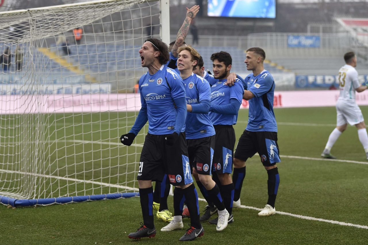Il Novara calcio torna a vincere al “Piola” e cala il poker