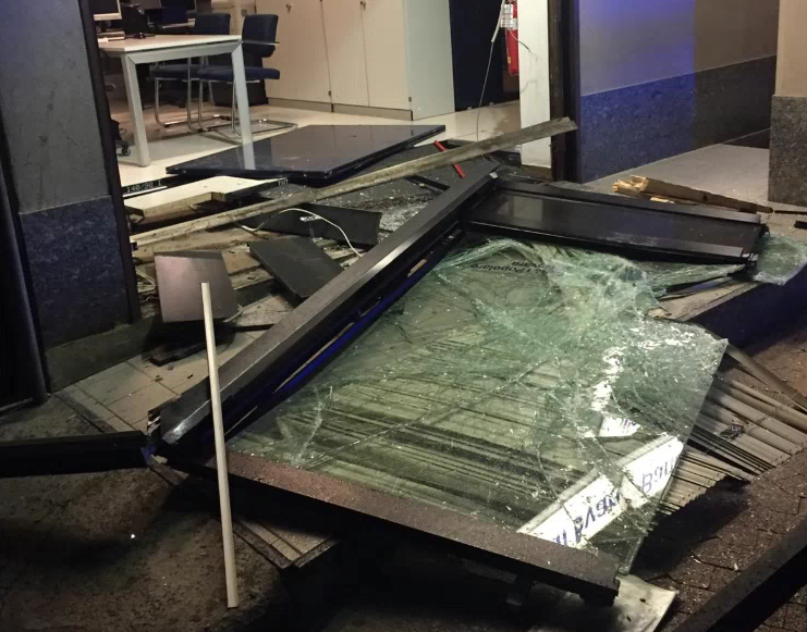 Cassa continua esplosa, ancora un colpo notturno nel Novarese