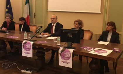 Violenza contro le donne, presentato il progetto che coinvolge estetiste e parrucchieri