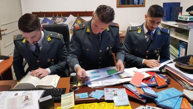 Narcotraffico internazionale: arrestato un aronese ECCO CHI E’