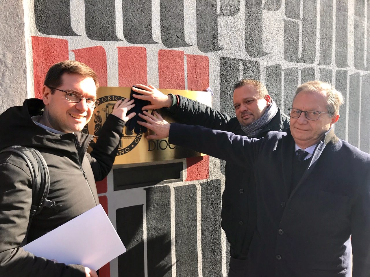 Safer Internet Day: Fondazione Carolina lancia l’hashtag #postaconiguanti