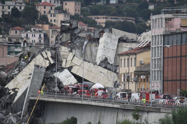 Demolizione del Ponte Morandi: c’è anche una società torinese