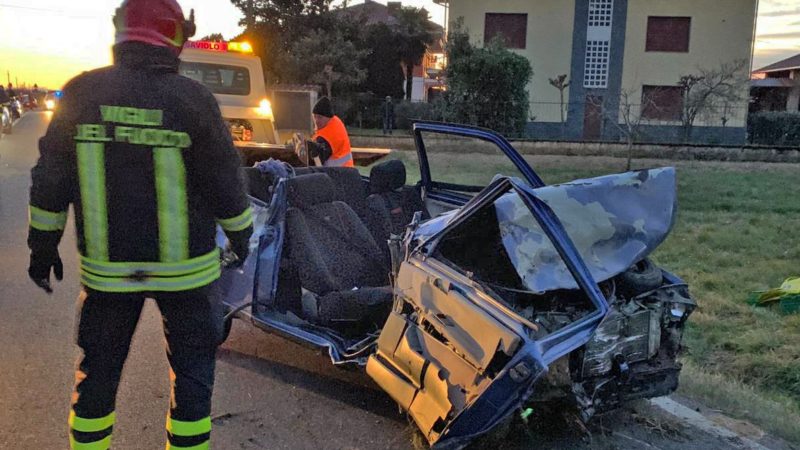 Drammatico incidente: donna morta per schivare un cinghiale