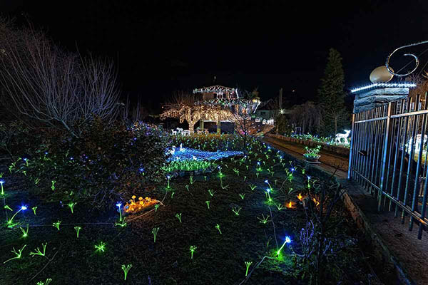 Spente le lucine di Leggiuno: troppa folla e code