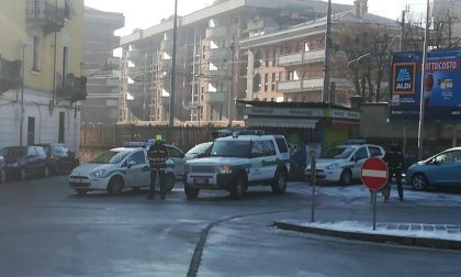 Vigili e cani antidroga controllano 40 persone in Sant'Agabio