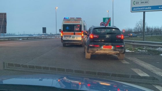 Arianna nasce lungo la A26: papà si improvvisa ostetrico