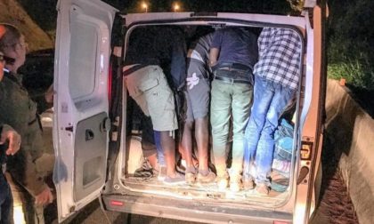Monte Bianco furgone con 12 migranti al traforo