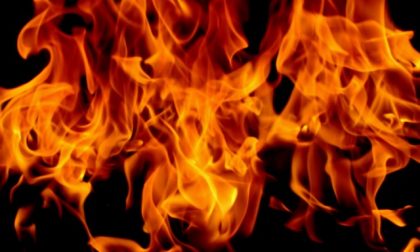 Veruno: mette benzina nella motosega e scoppiano le fiamme. Gravissimo