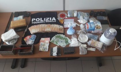 Chili di cocaina e hashish sequestrati: sgominata banda che agiva anche nel novarese