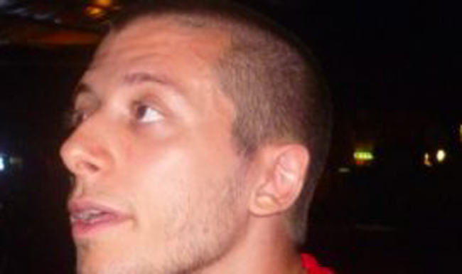 Accoltellato in pieno centro a Torino, c’è un identikit dell’aggressore