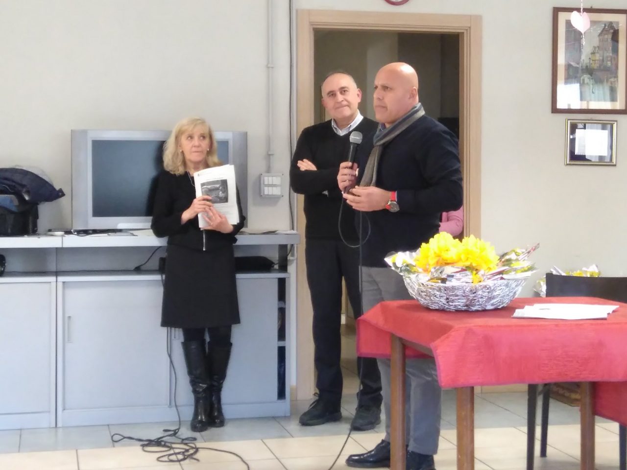 A Borgomanero “Mimose e storie di donne” al salone Pennaglia