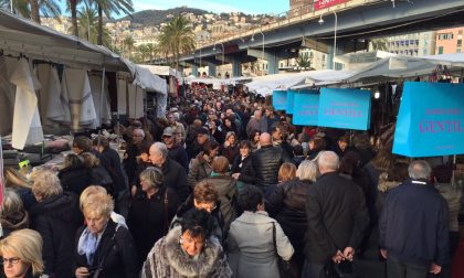 Domenica a Borgomanero gli ambulanti di Forte dei Marmi