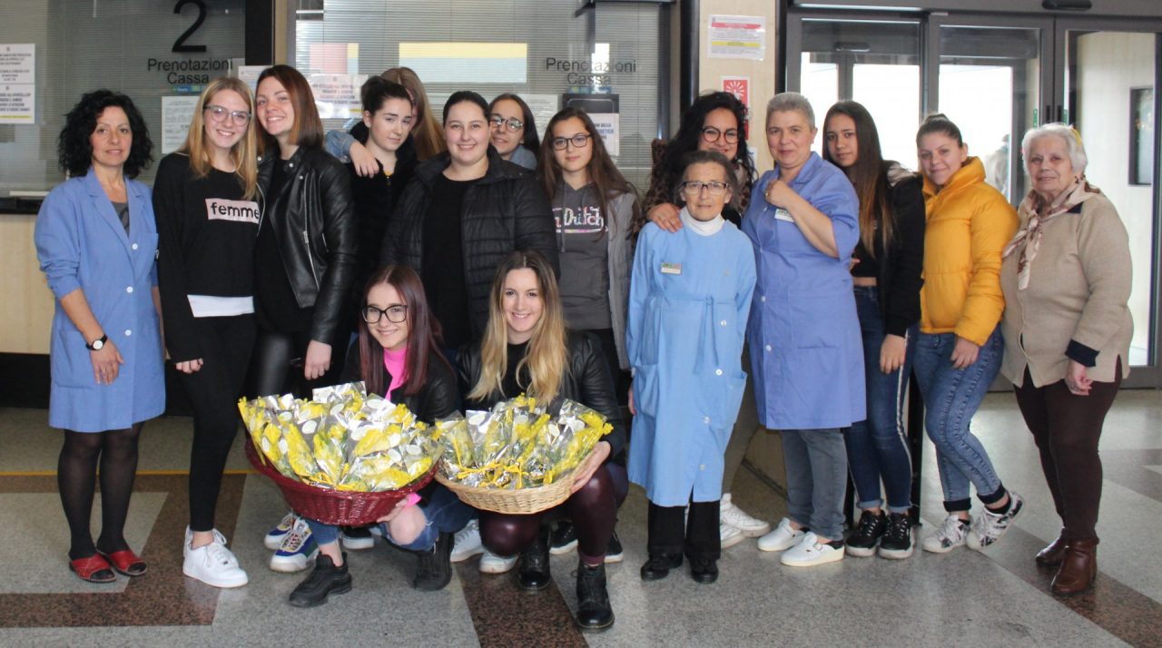 Pony Auser e Avo a Borgomanero per la festa della donna