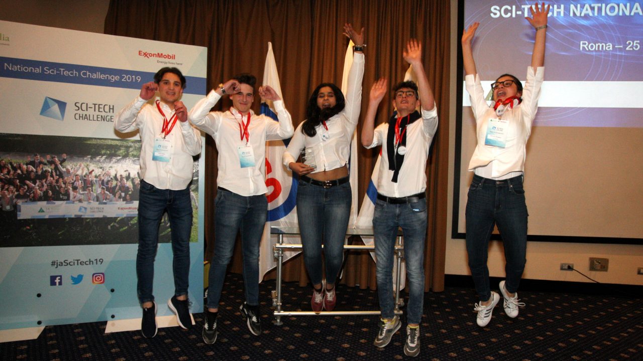 Sci-Tech Challenge: l’Antonelli vince la sfida nazionale